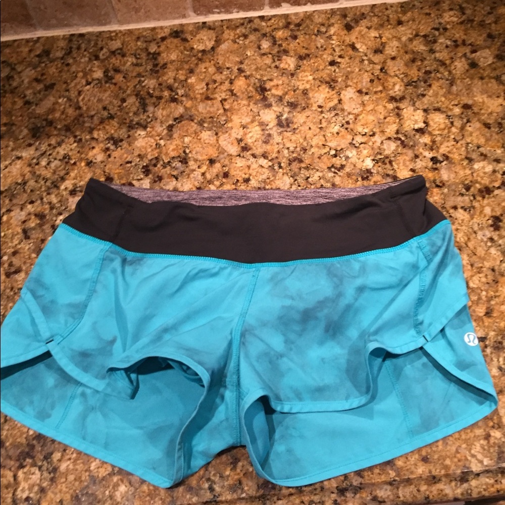 Lululemon Athletica Turbo Run Shorts 6 Teal/Black